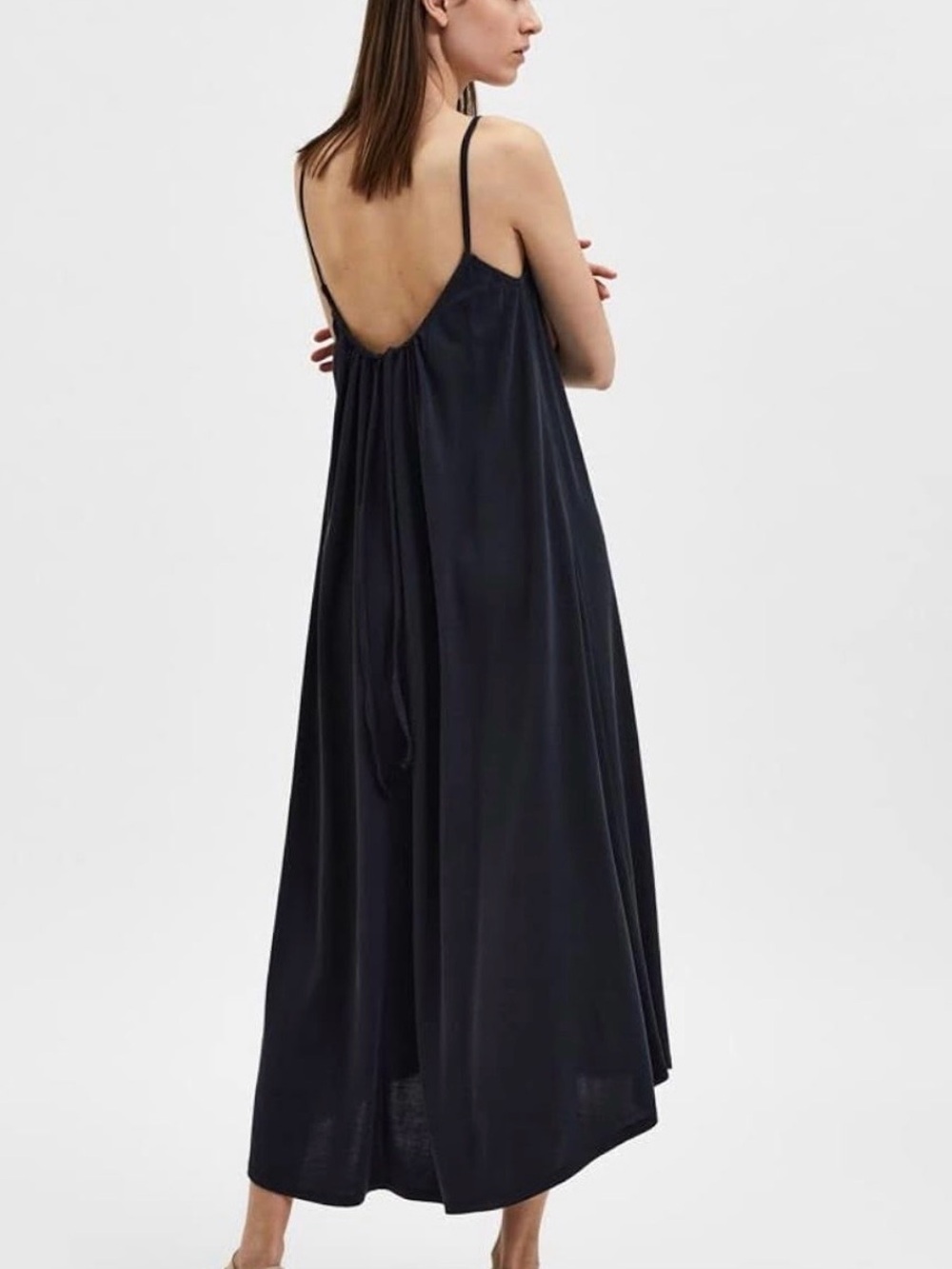 Selected Femme Midi Strap Dress - Thin Strap V-neck Maxi Dress - Picture 2 of 7
